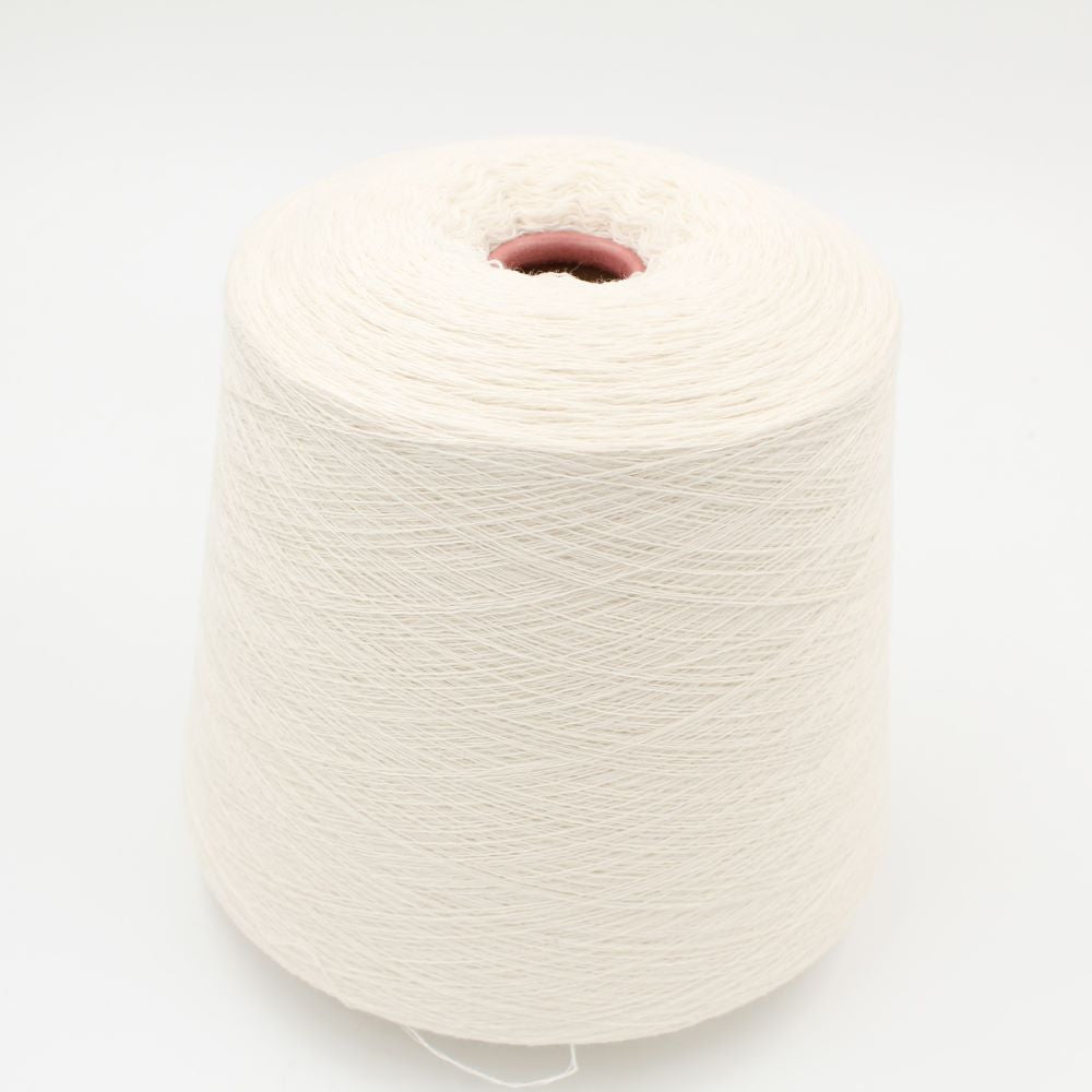 Filato Nm. 2/28 70% merino extrafine 30% cashmere colore bianco naturale rocca 580gr