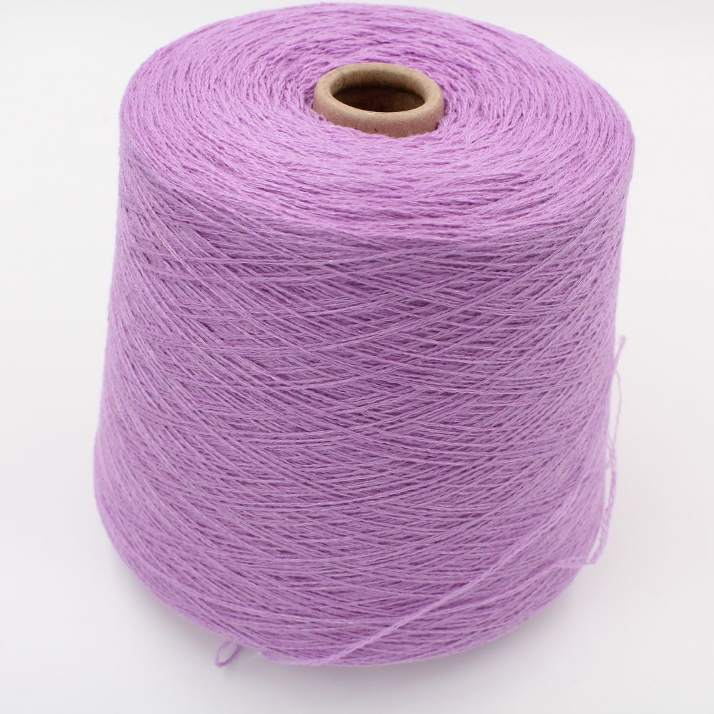 Filato 96% Cashmere 4% Poliammide nm. 8600 colore lilla rocche 450gr