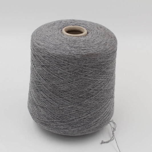 MAY 97% cashmere 3% poliammide nm.13500 colore grigio medio rocche 540gr