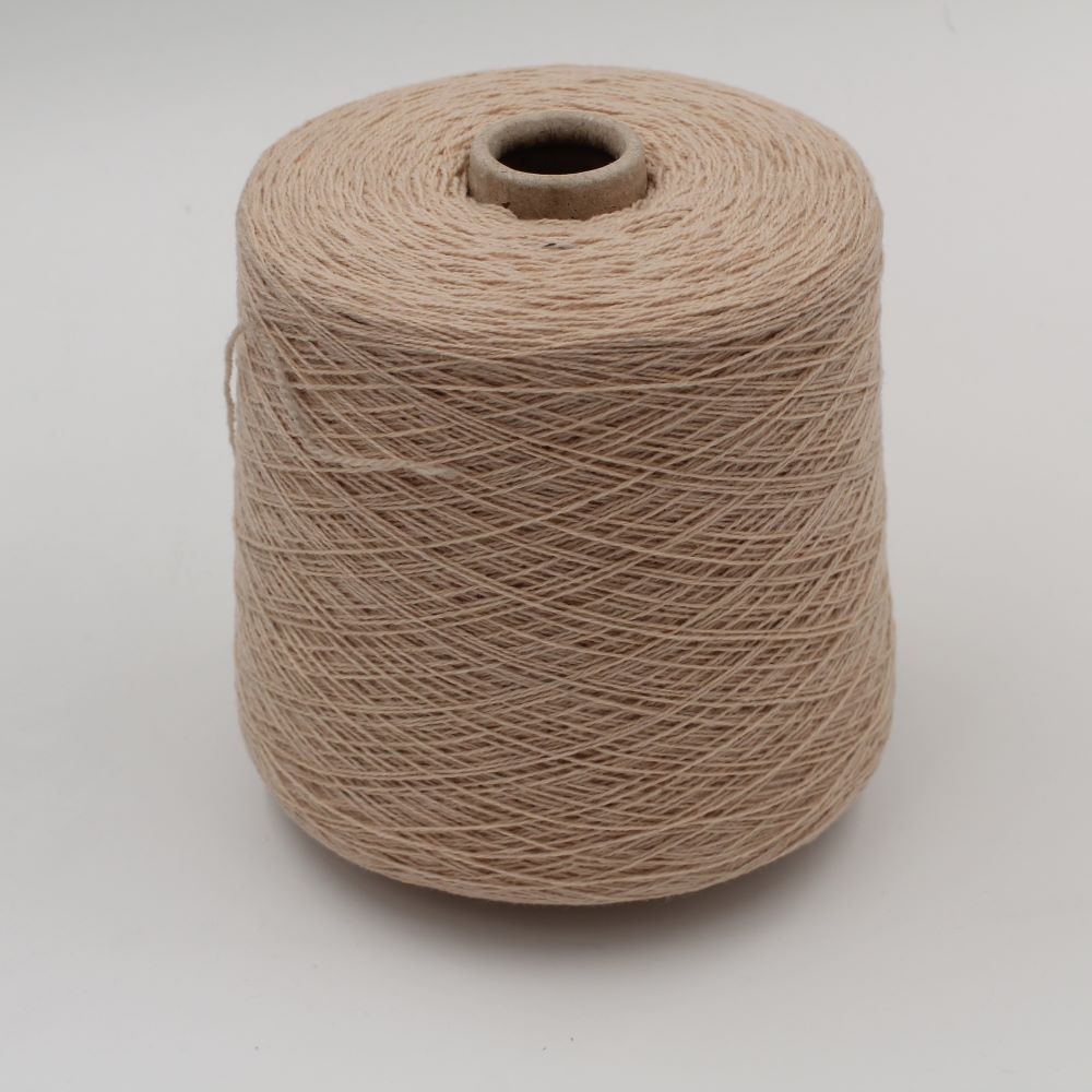 ALTER-ECO filato 97% cashmere 3% lana merino nm 2/12 colore beige rocche 730 gr