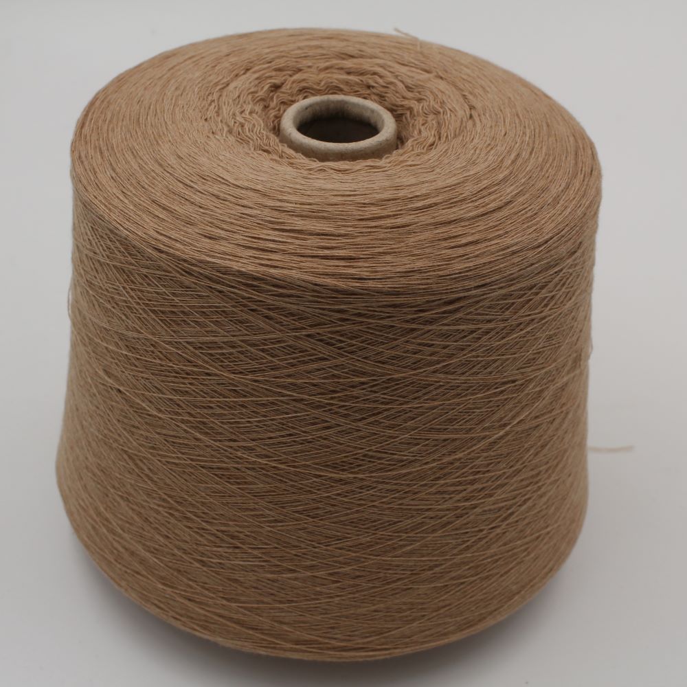 BATUFFOLO 58% Merinos 42% Cashmere nm. 20000 colore cammello rocche 650gr