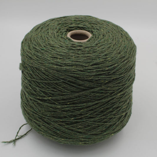 Filato 97% Cashmere 3% Merinos nm 7/12 colore verde rocche 520gr