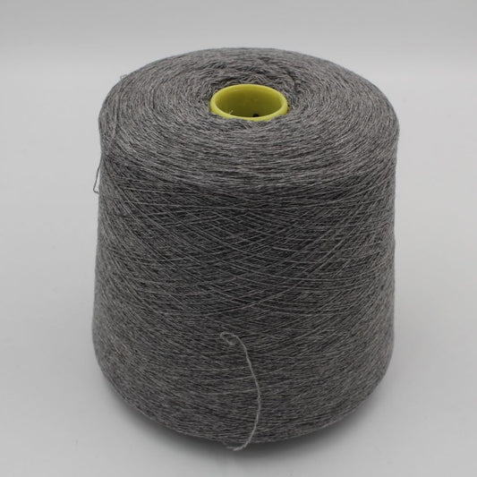 Filato cashmere 100% 2/26 colore grigio chiaro rocche 490 gr