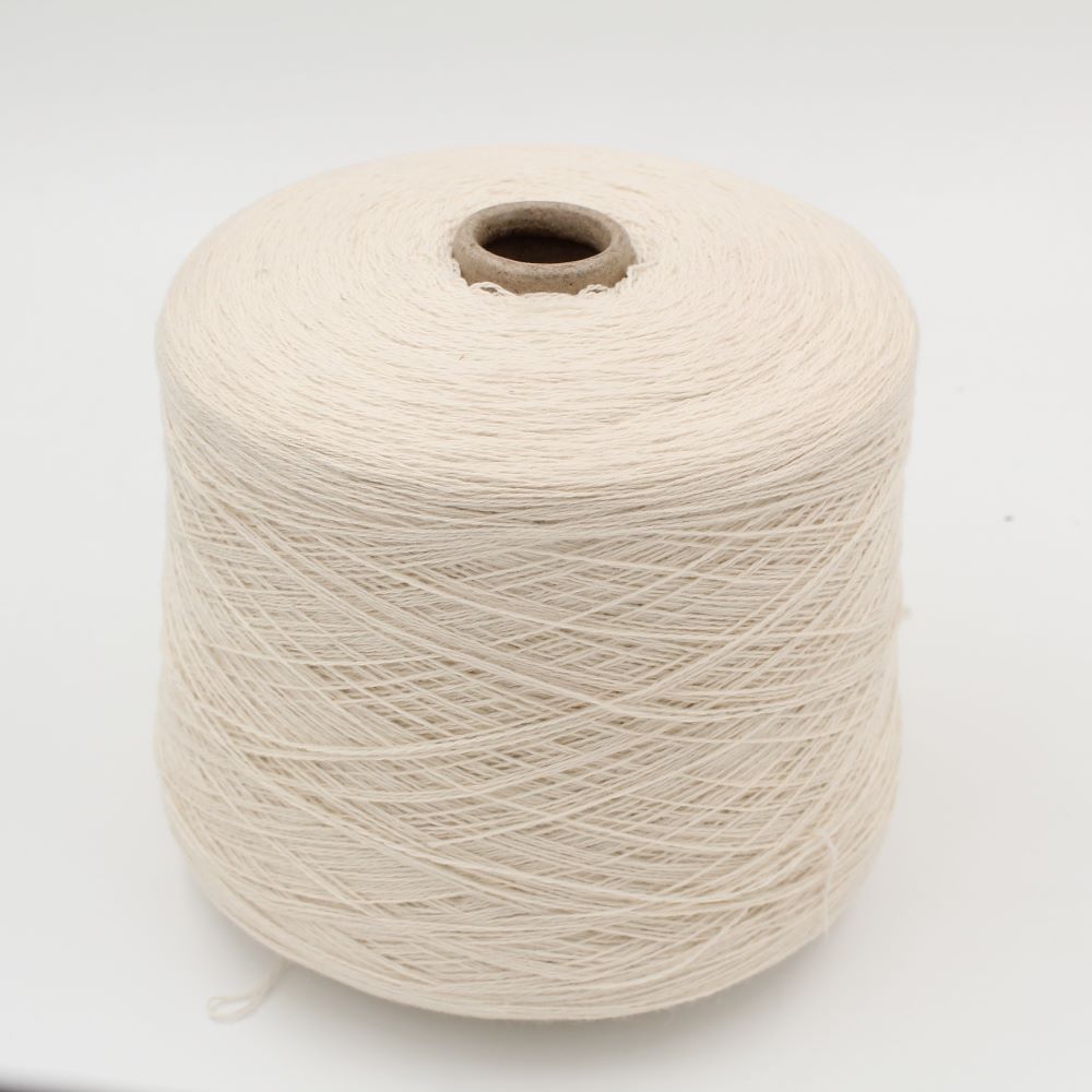 NINETYFIVE 95% Cashmere 5% Merinos nm 2/14 colore bianco rocche 580gr