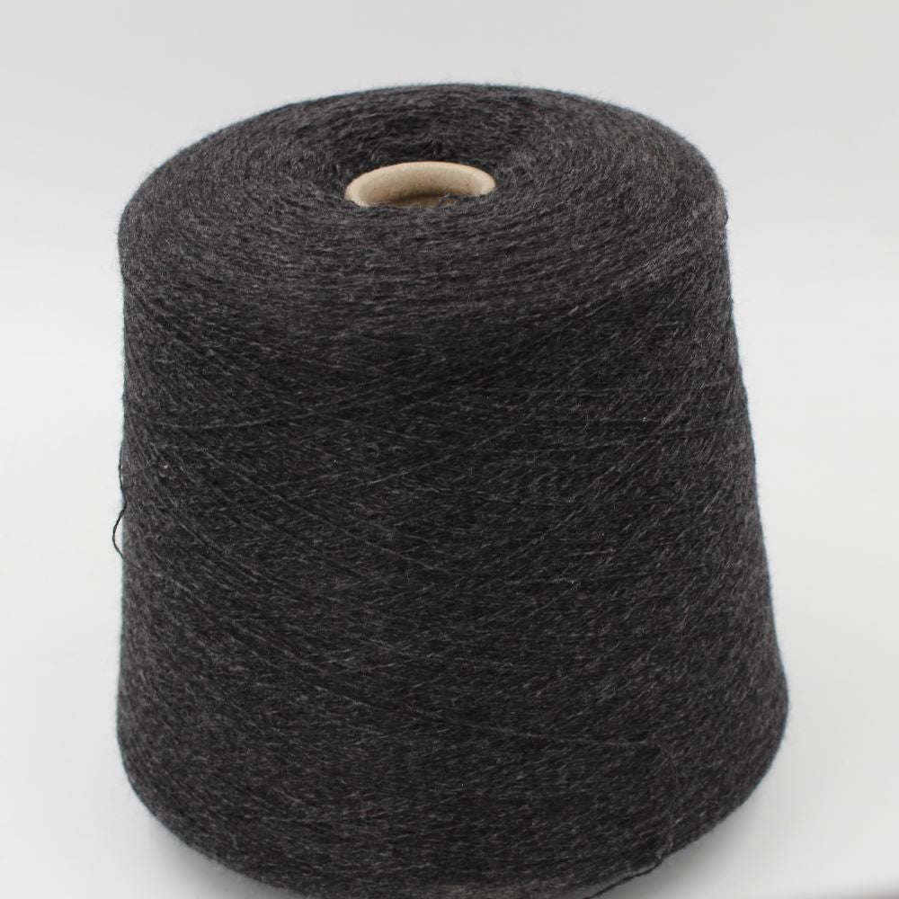ALTER-ECO filato 97% cashmere 3% lana merino nm 2/12 colore grigio scuro rocche 460gr